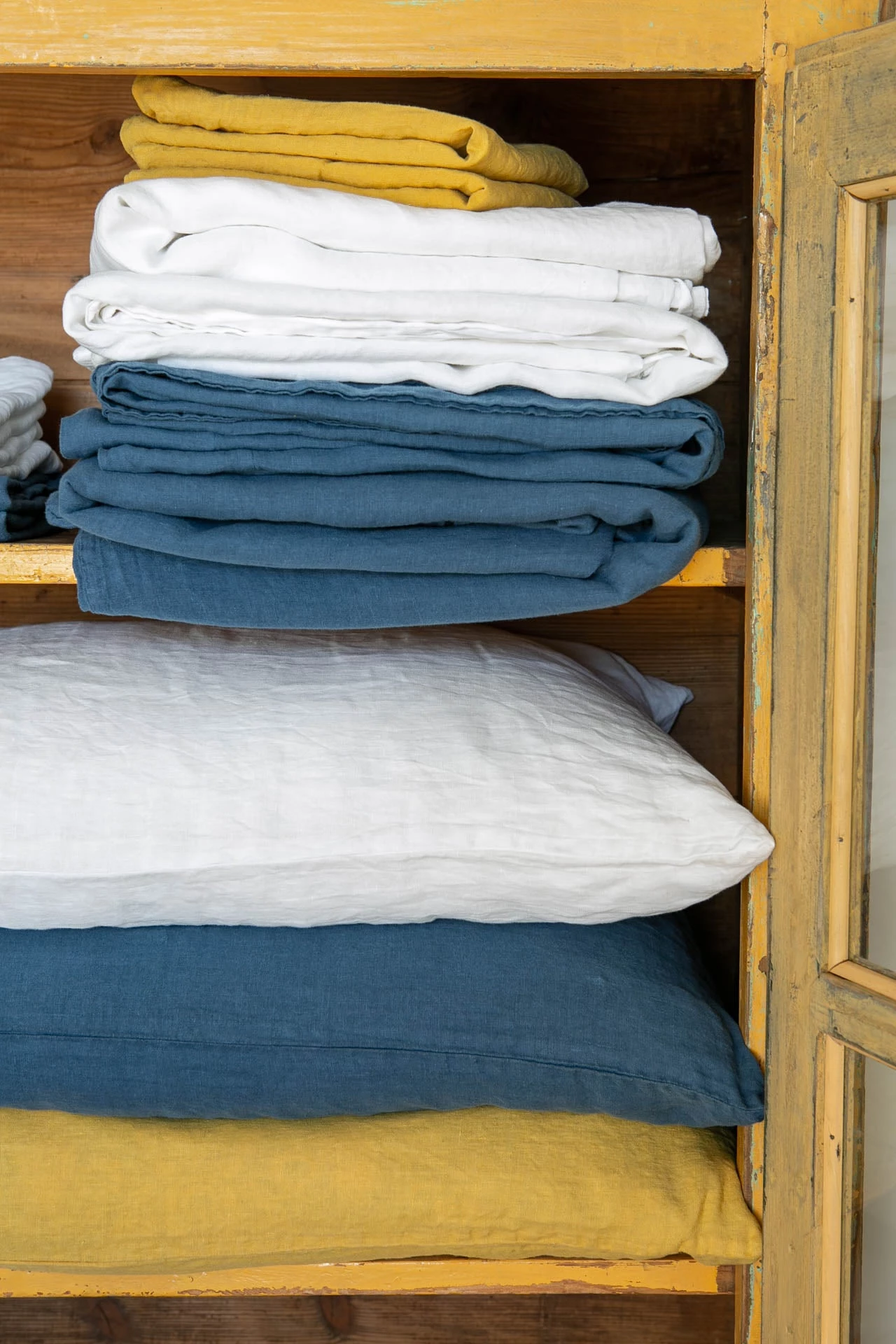 Scout House Scout Portuguese Linen Quilt Cover Set- King - White 6 Scout House Scout Portuguese Linen Quilt Cover Set- King - White