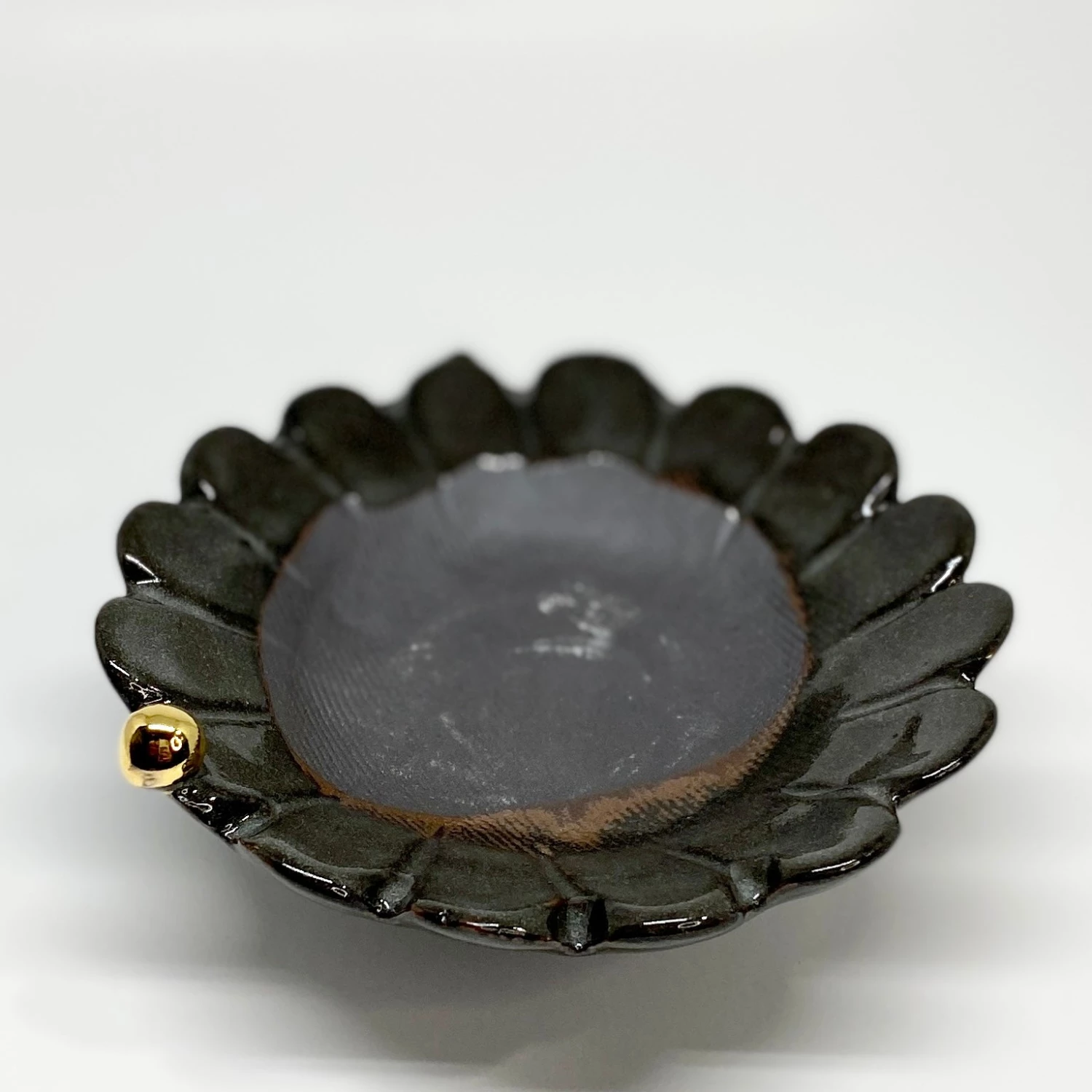 Bridget Bodenham Pedestal Bowls - Flower Dish 4 Bridget Bodenham Pedestal Bowls - Flower Dish