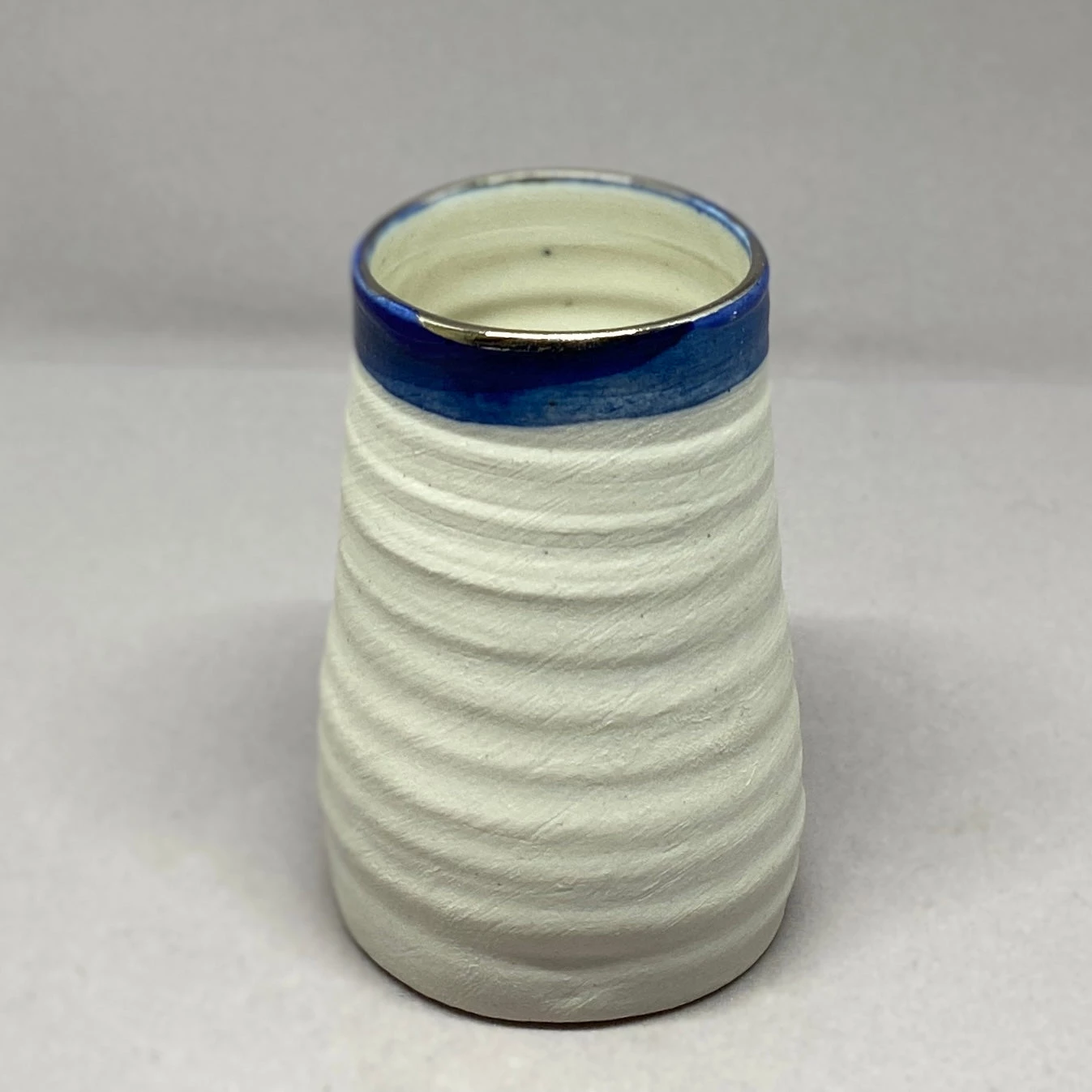 Bridget Bodenham - Small Cylindrical Vase - White And Blue 3 Bridget Bodenham - Small Cylindrical Vase - White And Blue