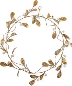 Scout House GOLD SNOWBERRY WREATH Gifts