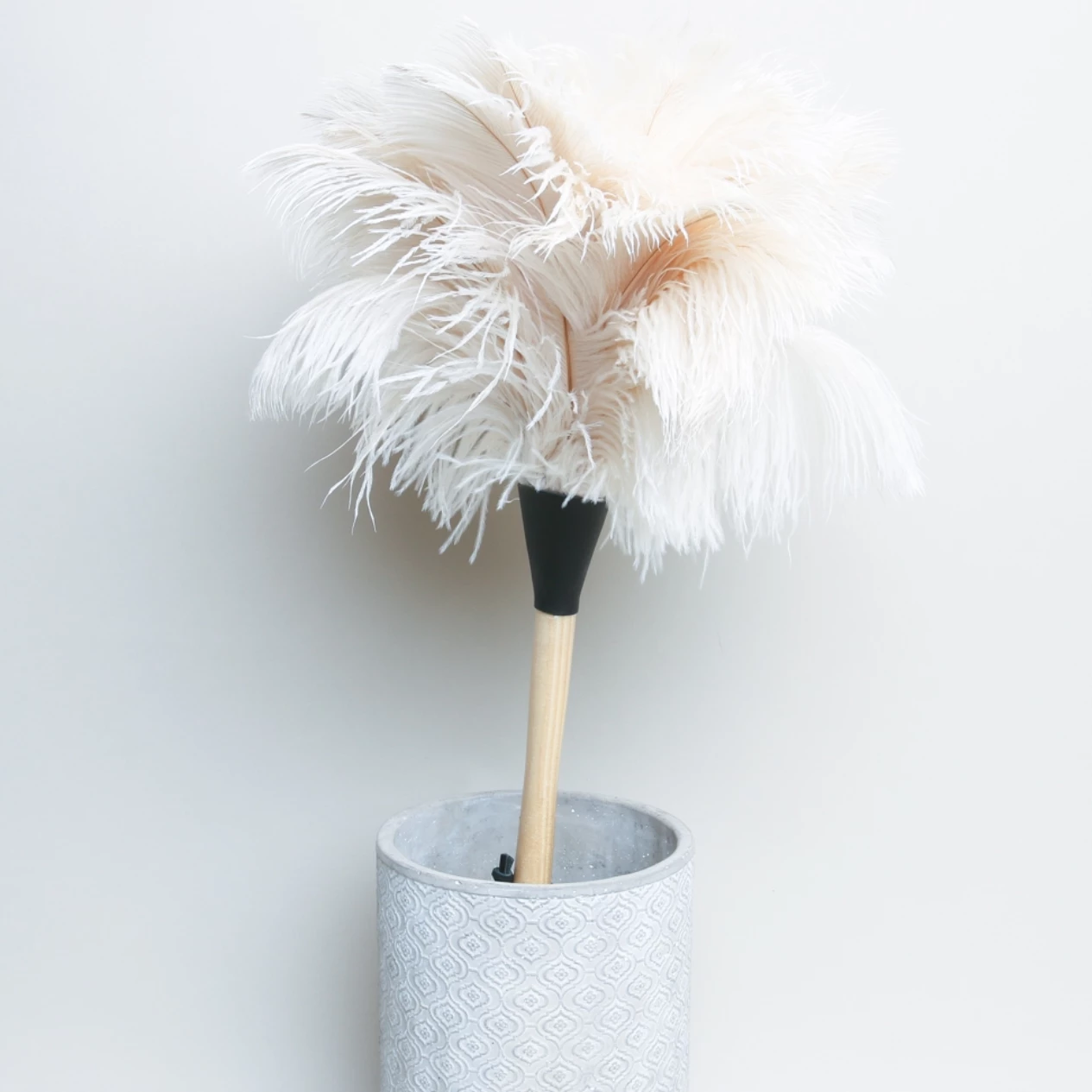 Redecker White Ostrich Feather Duster 35cm Homewares 3 Redecker White Ostrich Feather Duster 35cm Homewares