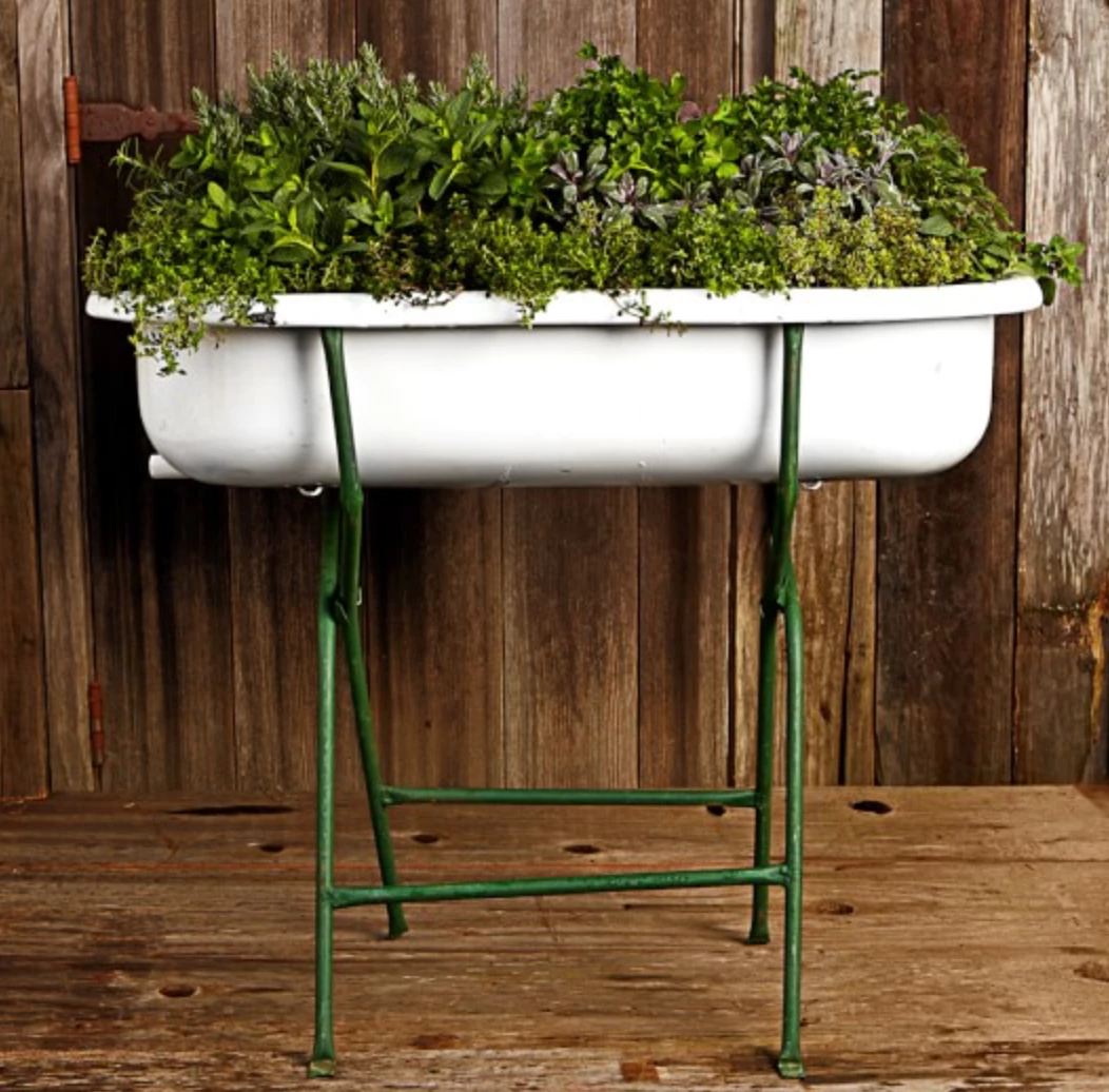 Scout House Vintage European Enamel Bath In Stand 9 Scout House Vintage European Enamel Bath In Stand