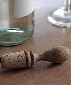 Scout Oak Wine Stopper
